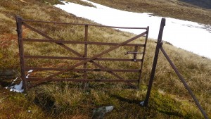 Sunshine & Showers – to shut the ‘gate’