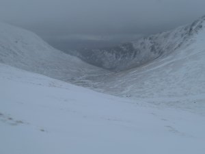 South-East winds continue