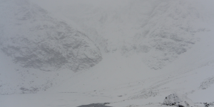 White room redux but with extra snowiness.